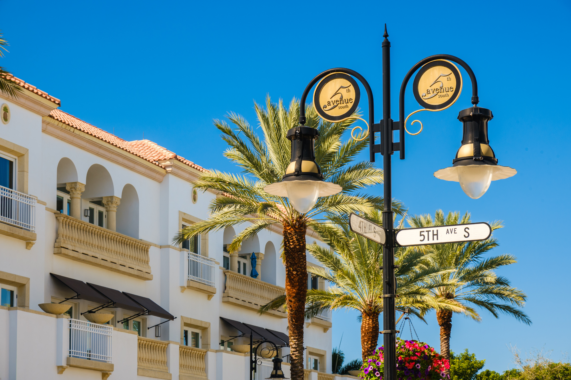 Saks Fifth Avenue - Waterside Shops