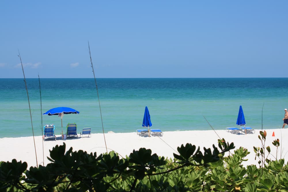 Paradise Found: Benefits of a Florida Beach Retirement